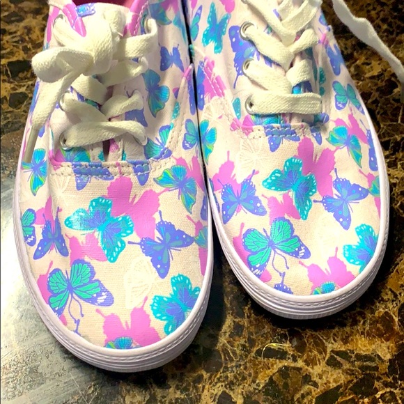 American eagle butterfly sneakers - Picture 3 of 3